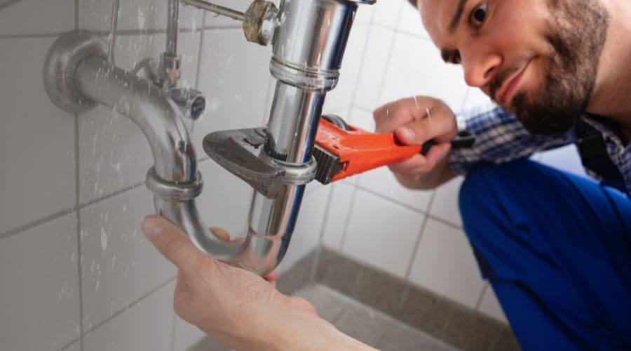 Expert burst pipe repair services in Suwanee, GA